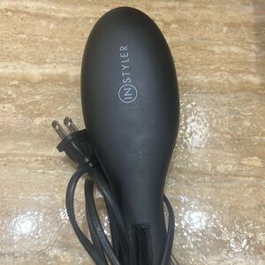 INStyler Straightening Hot Brush